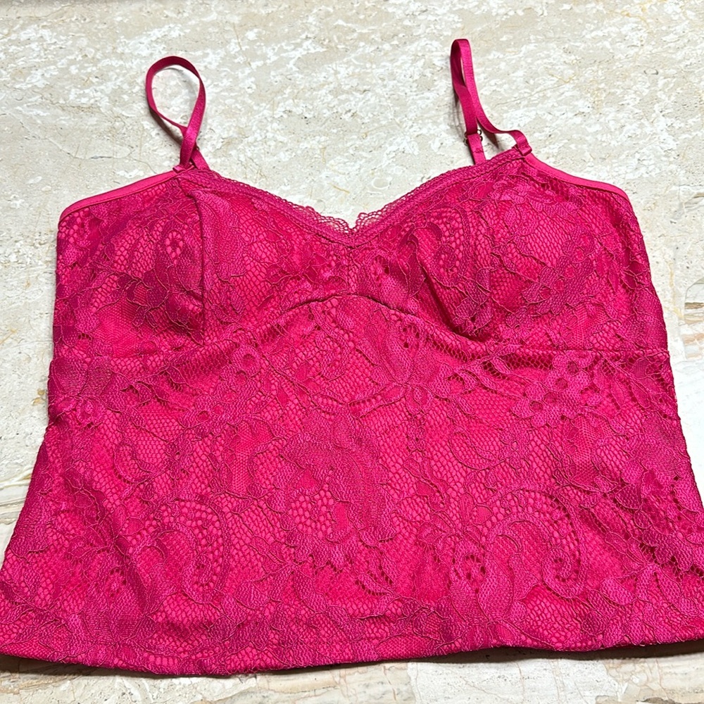 Guess Top NWT